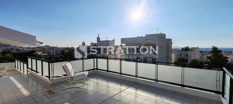 Apartment in Ano Voula, Voula — Photo 1 of 30