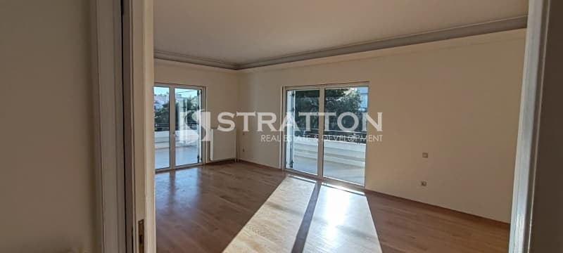 Apartment in Ano Voula, Voula — Photo 19 of 30