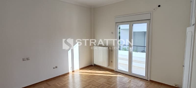 Apartment in Ano Voula, Voula — Photo 27 of 30