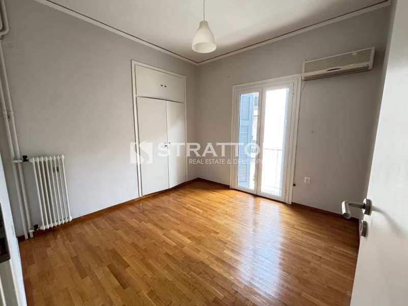 Apartment in Plateia Davaki, Kalithea — Photo 10 of 16