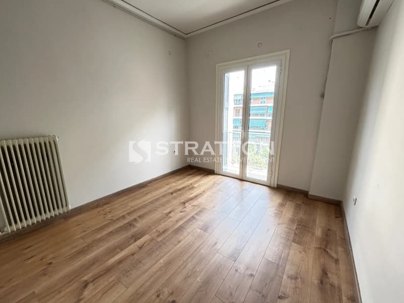 Apartment in Plateia Davaki, Kalithea — Photo 8 of 16