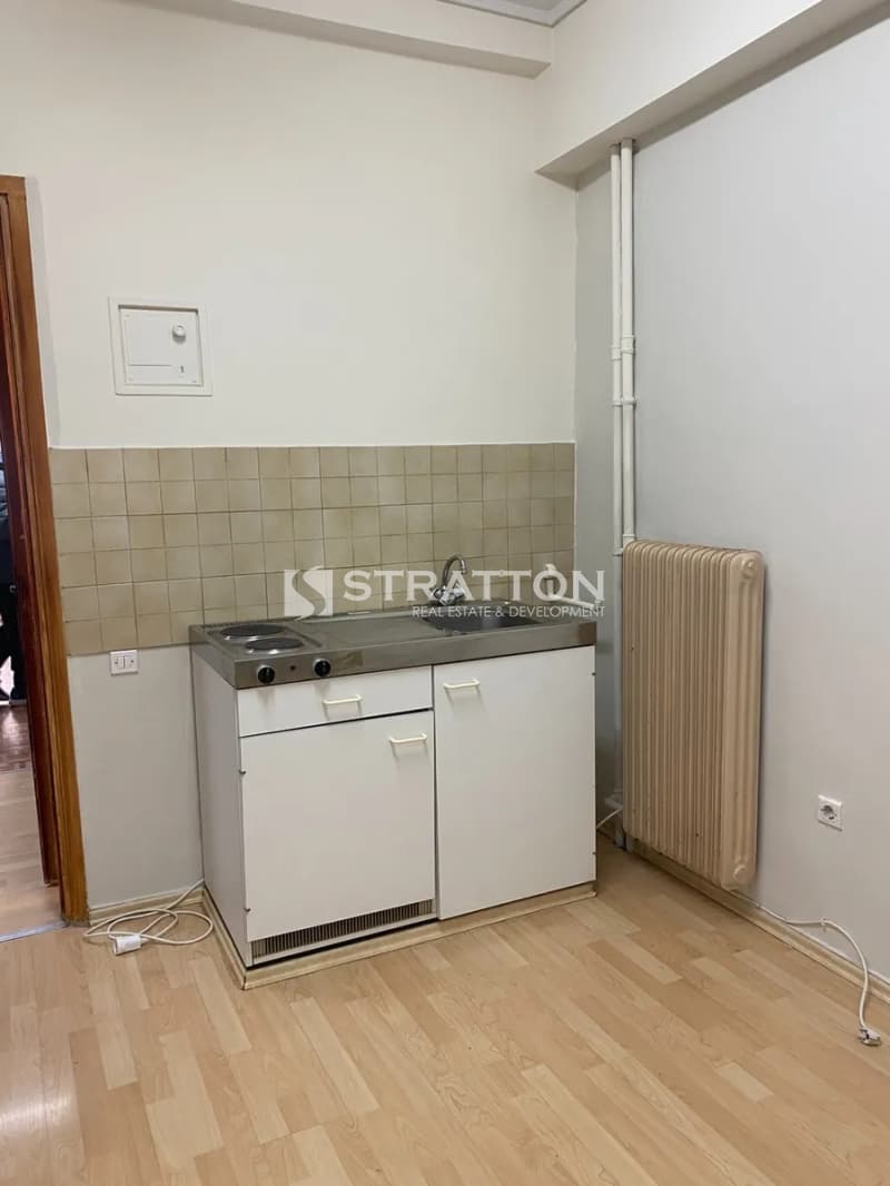 Office in Platia Kanigos, Exarchia - Neapoli — Photo 6 of 13