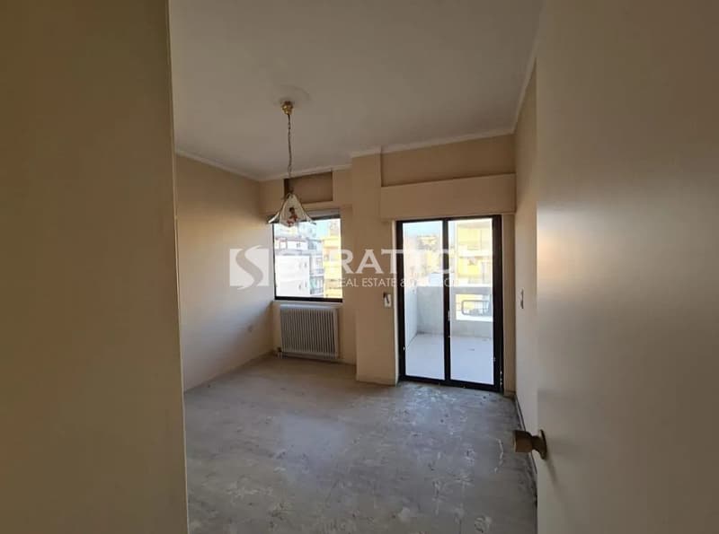 Apartment in Ampelakia, Alimos — Photo 10 of 12