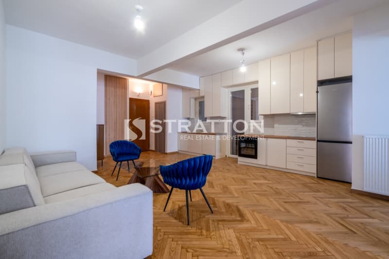 Διαμέρισμα στην Πλατεία Κάνιγγος, Εξάρχεια - Νεάπολη — Φωτογραφία 2 από 15