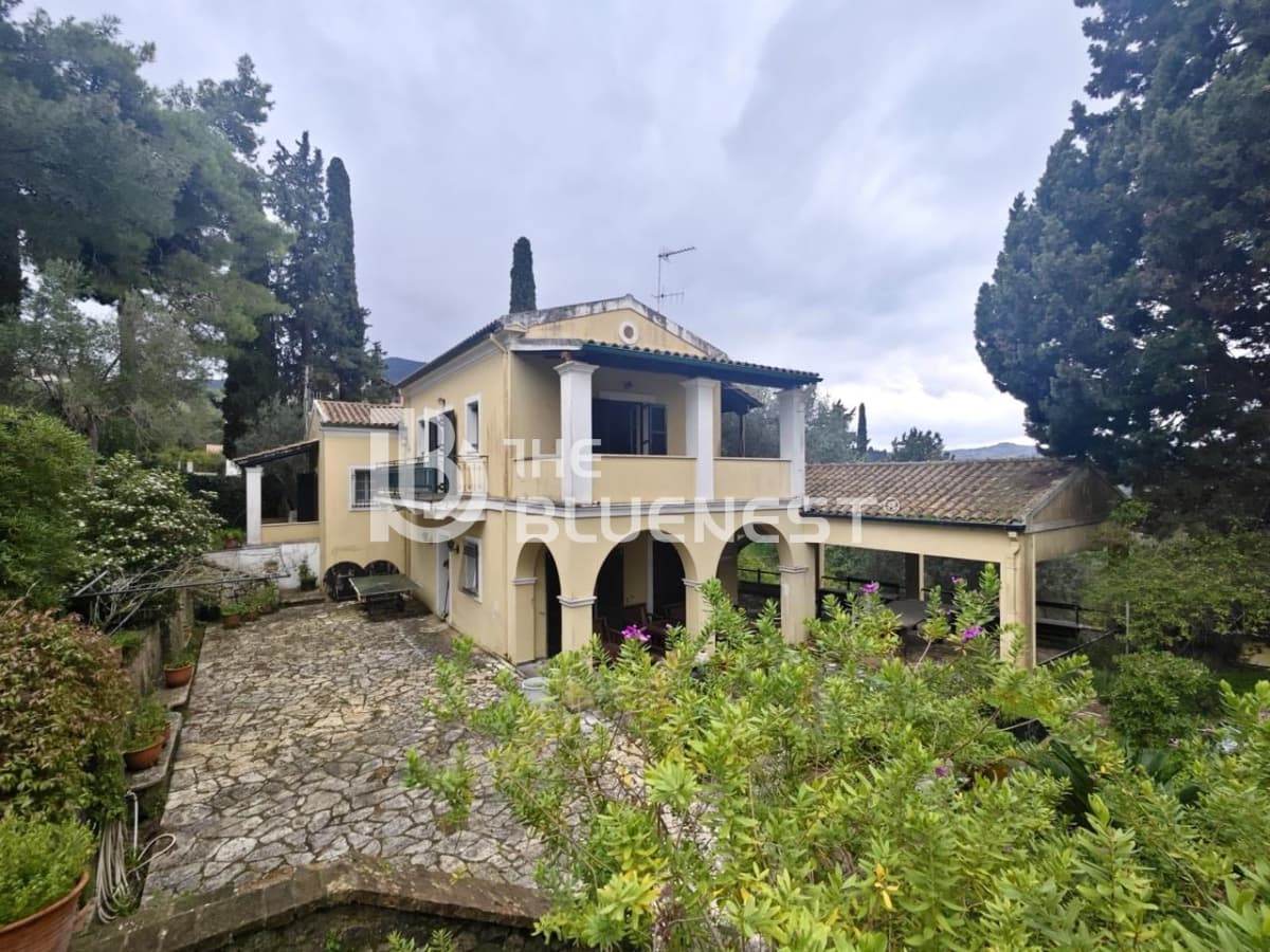 House in Achilleio, Corfu — Photo 1 of 24