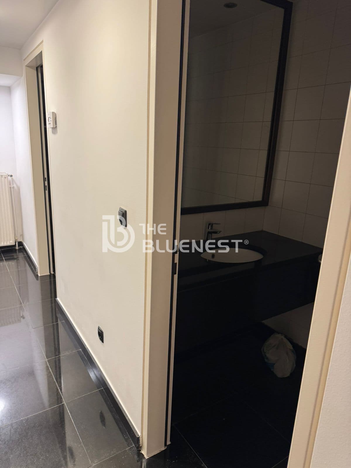 Office in akadimia Platonos, Kolonos - Kolokinthous — Photo 9 of 10