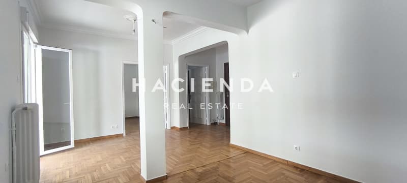 Apartment in Osios Loukas, Patisia — Photo 14 of 19