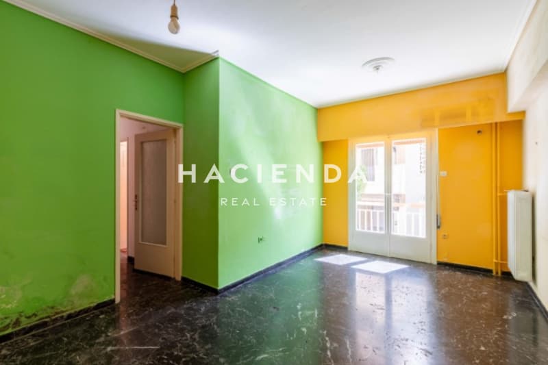 Apartment in Panorama, Dafni — Photo 1 of 15