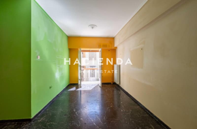Apartment in Panorama, Dafni — Photo 5 of 15