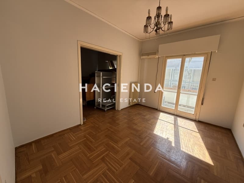 Apartment in Ravenia, Attiki — Photo 5 of 19
