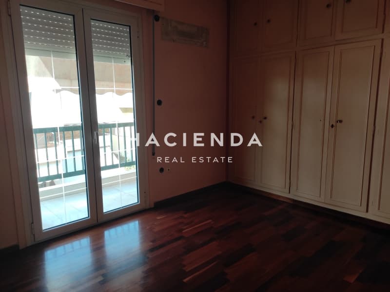 Apartment in Aspra Chomata, Peristeri — Photo 12 of 24