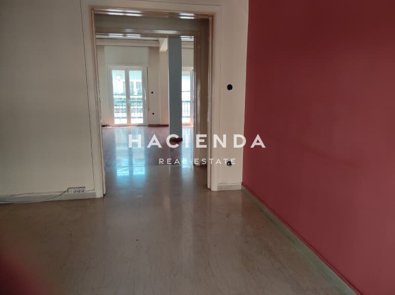 Apartment in Aspra Chomata, Peristeri — Photo 15 of 24