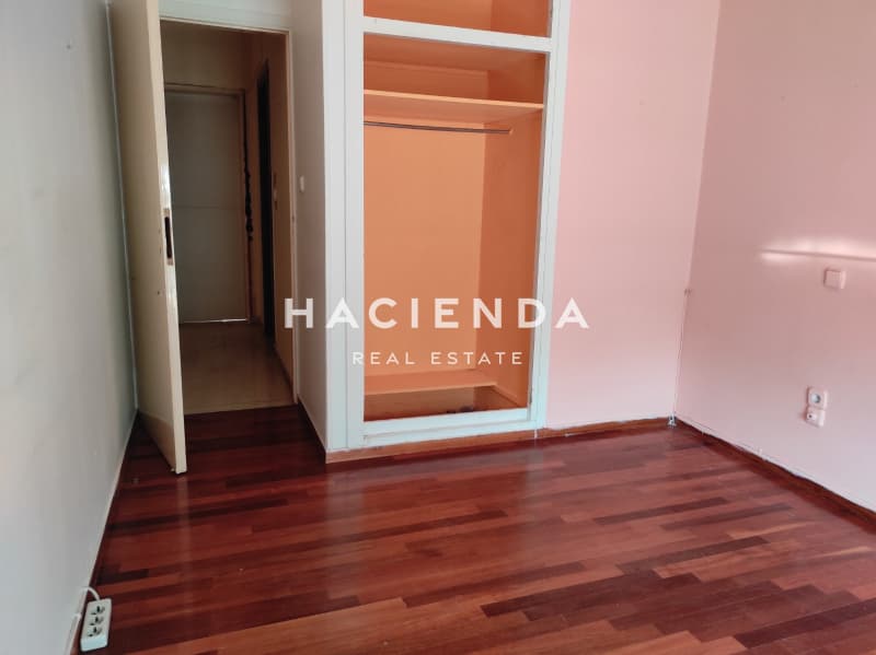 Apartment in Aspra Chomata, Peristeri — Photo 9 of 24