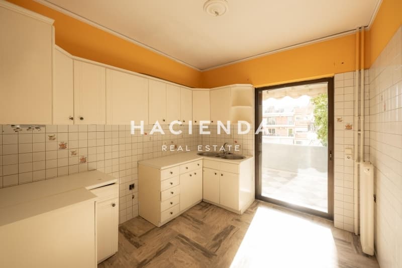Apartment in Center, Metamorfosi — Photo 8 of 19