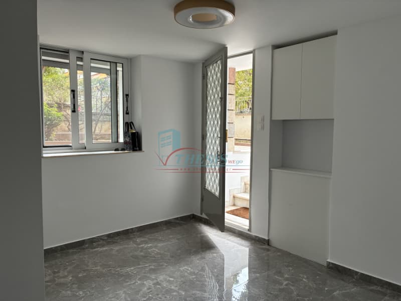 Apartment in Alsos, Nea Smyrni — Photo 1 of 8