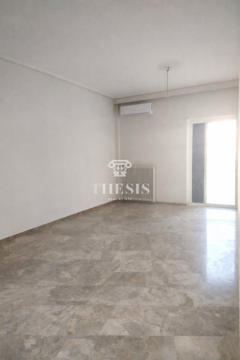 Apartment in Center, Argyroupoli — Photo 4 of 13