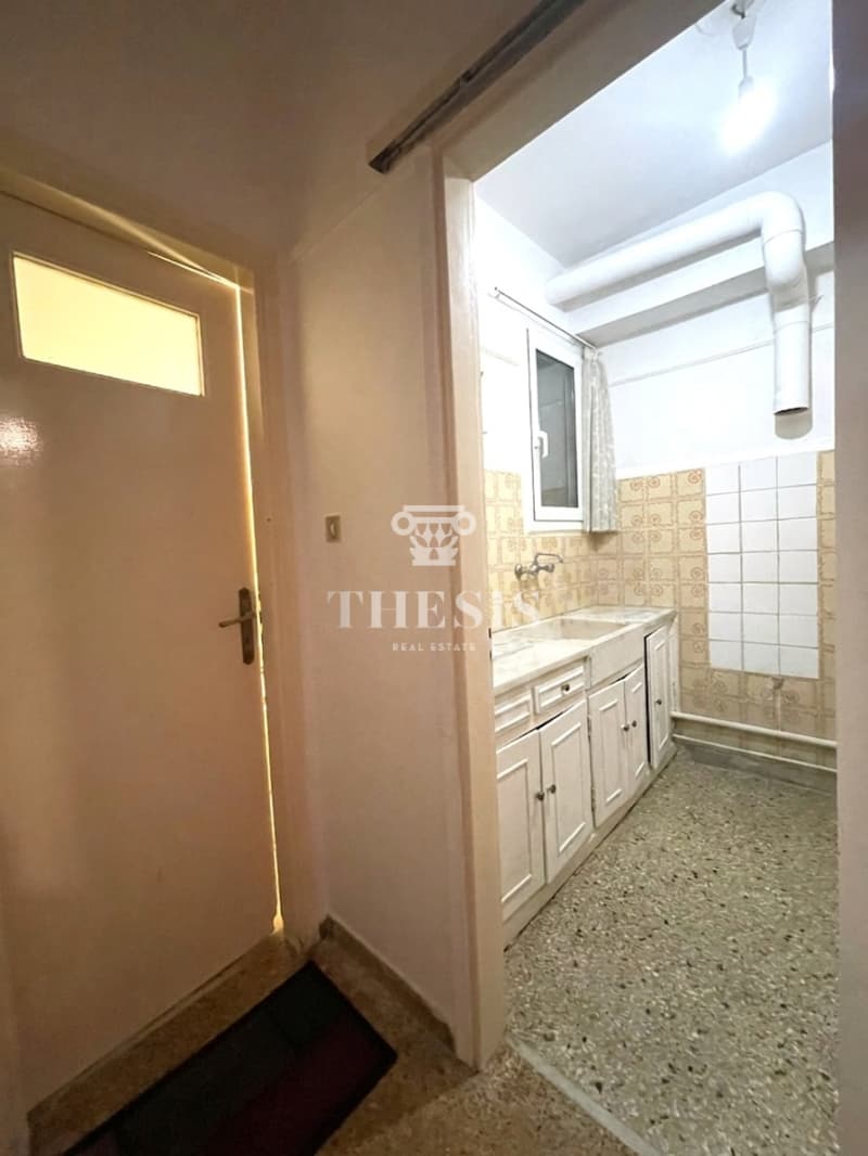 Apartment in Plateia Koliatsou, Patision - Acharnon — Photo 8 of 11