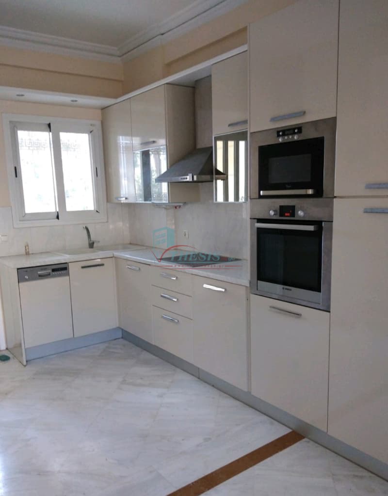 House in Lofos Antheon, Stamata — Photo 2 of 10
