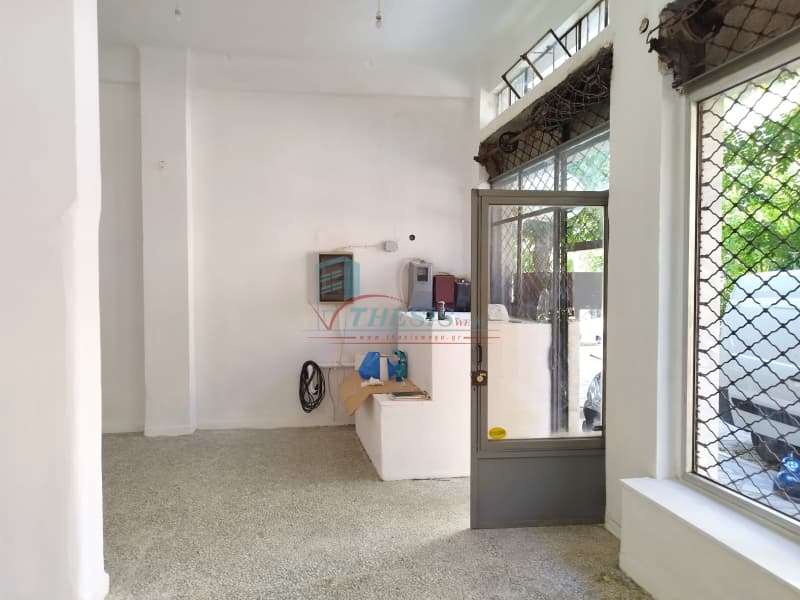 Retail Store in Perdika, Historic Center — Photo 4 of 4