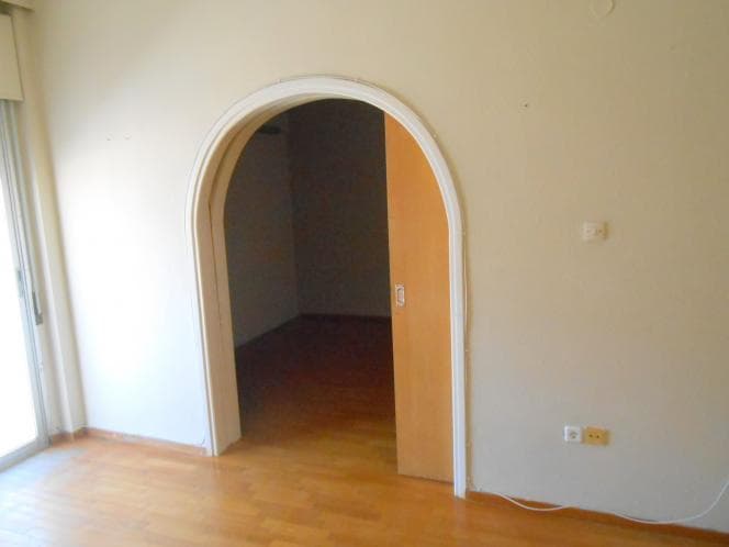 Apartment in Center, Volos — Photo 16 of 25