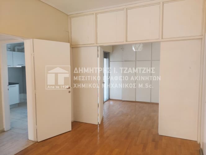 Apartment in Center, Volos — Photo 24 of 25