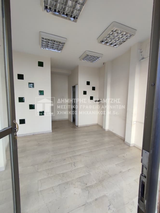 Κατάστημα στην Λεύκα, Βόλος — Φωτογραφία 1 από 10