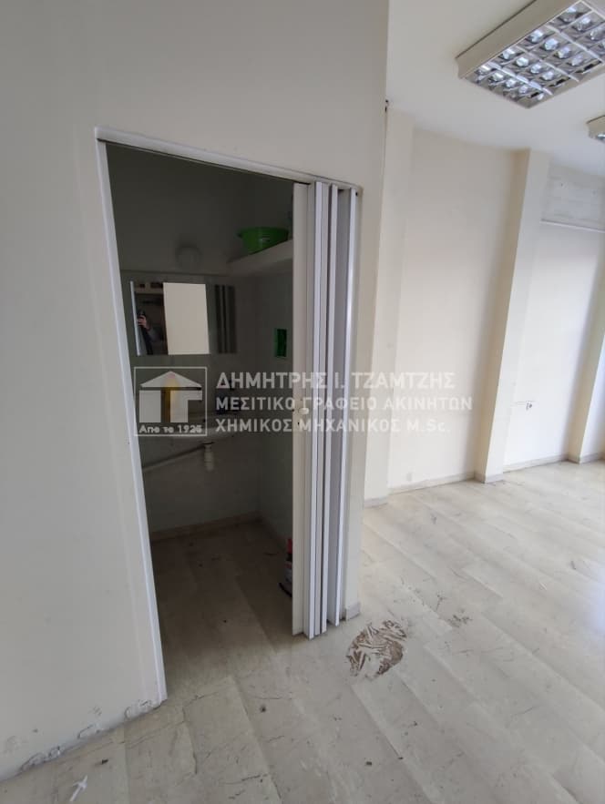 Κατάστημα στην Λεύκα, Βόλος — Φωτογραφία 8 από 10