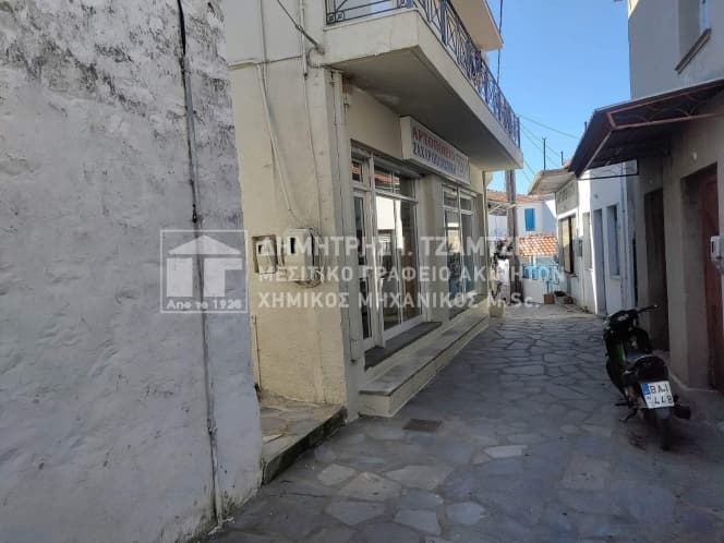Κατάστημα στην Κέντρο, Τρικέρι — Φωτογραφία 2 από 8