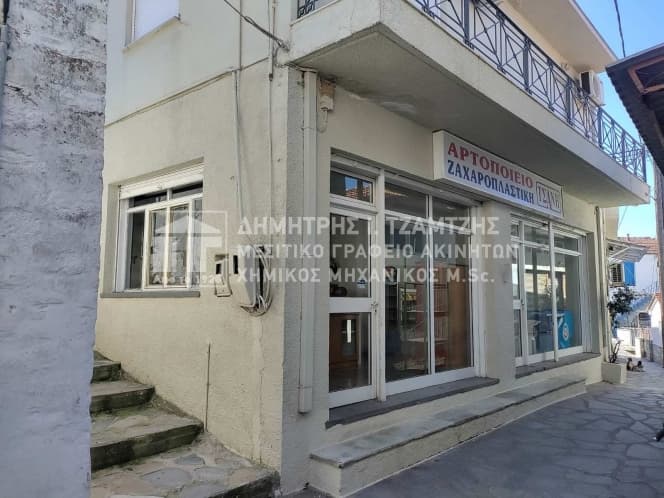 Κατάστημα στην Κέντρο, Τρικέρι — Φωτογραφία 7 από 8