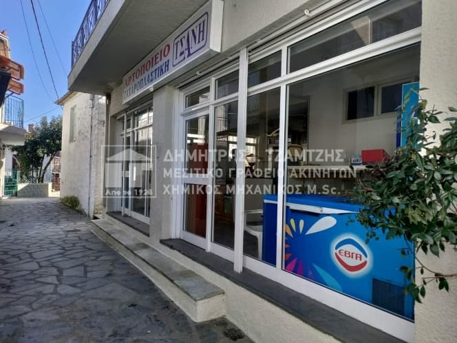 Κατάστημα στην Κέντρο, Τρικέρι — Φωτογραφία 5 από 8