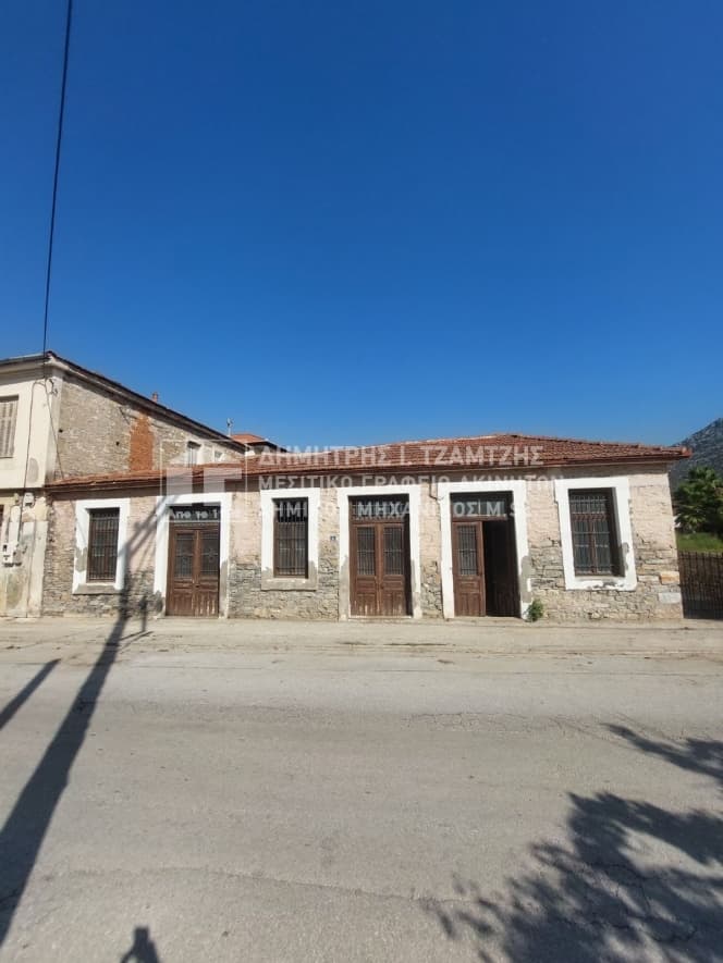 Βιομηχανικός Χώρος στην Δράκεια, Αγριά — Φωτογραφία 1 από 9