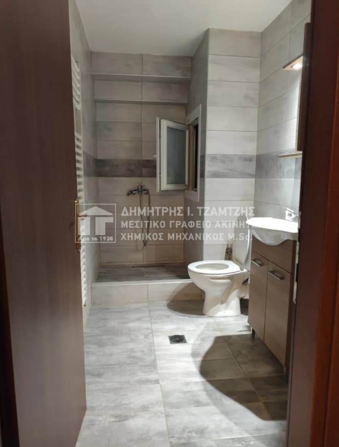 Apartment in Analipsi, Volos — Photo 8 of 11