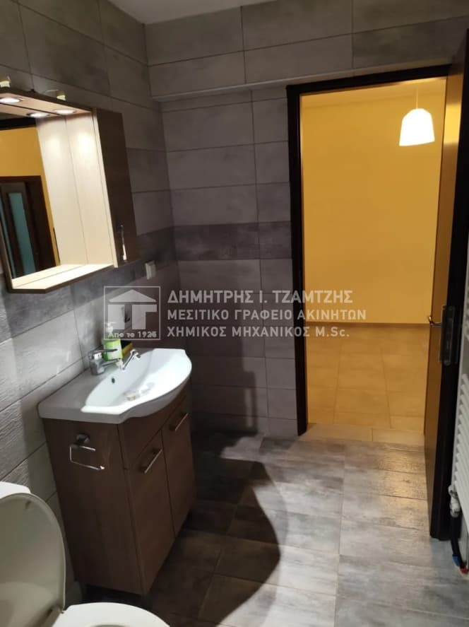 Apartment in Analipsi, Volos — Photo 5 of 11