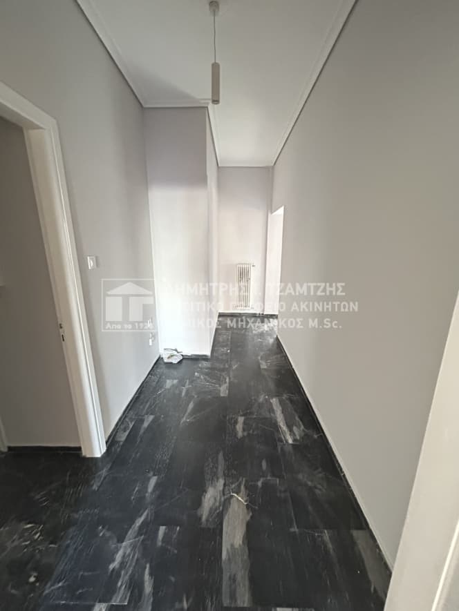 Apartment in Analipsi, Volos — Photo 2 of 13
