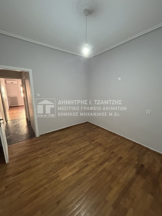 Apartment in Analipsi, Volos — Photo 5 of 13