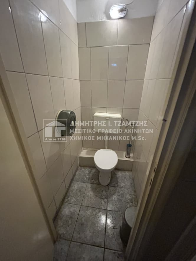 Κατάστημα στην Νέες Παγάσες, Βόλος — Φωτογραφία 29 από 30