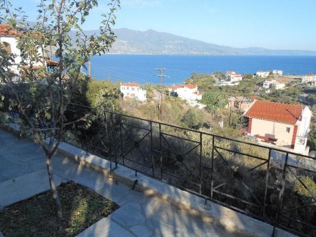 House in Nees Pagases, Volos — Photo 3 of 25
