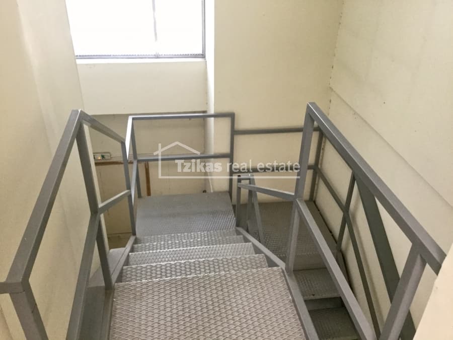 Κατάστημα στην Κέντρο, Ελευθέριο-Κορδελιό — Φωτογραφία 19 από 22