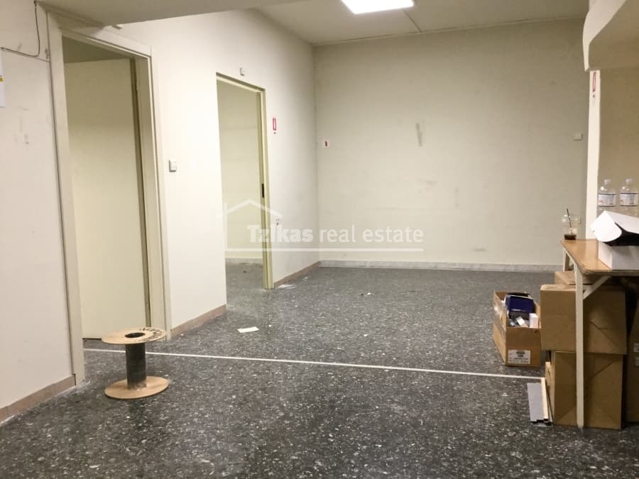 Κατάστημα στην Κέντρο, Ελευθέριο-Κορδελιό — Φωτογραφία 15 από 22