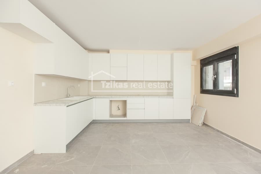 Apartment in Center, Kalamaria — Photo 6 of 25