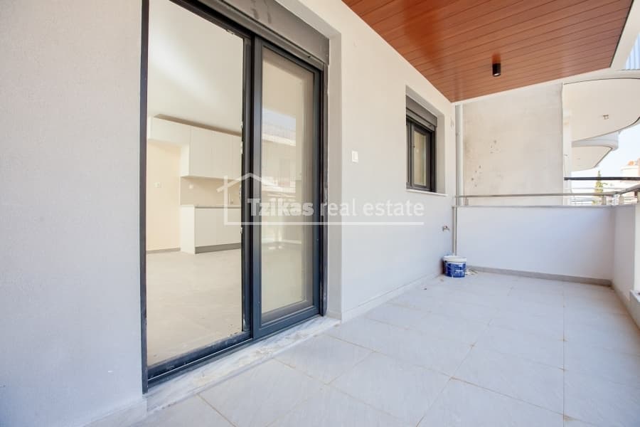 Apartment in Center, Kalamaria — Photo 2 of 25
