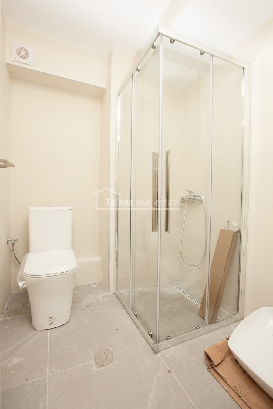 Apartment in Center, Kalamaria — Photo 19 of 25