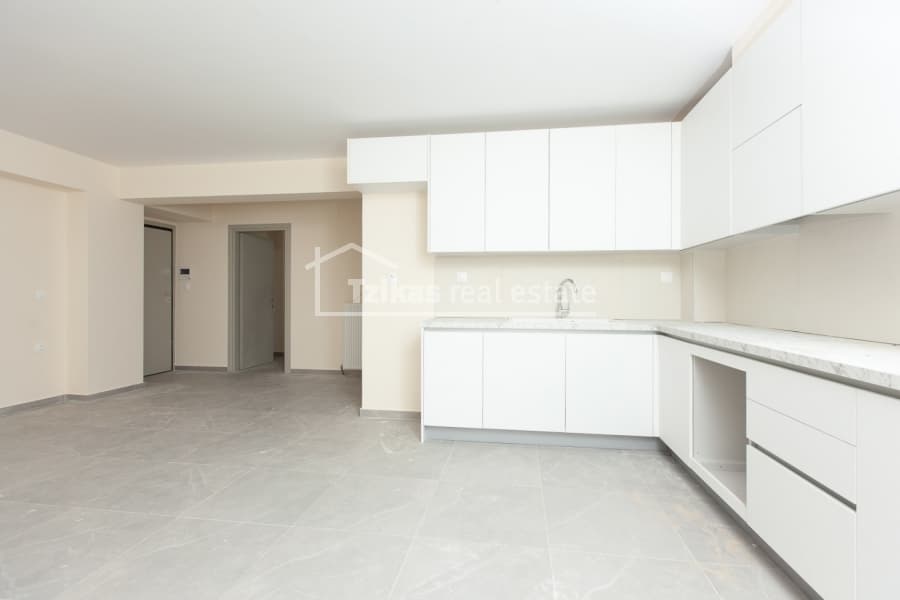 Apartment in Center, Kalamaria — Photo 9 of 25