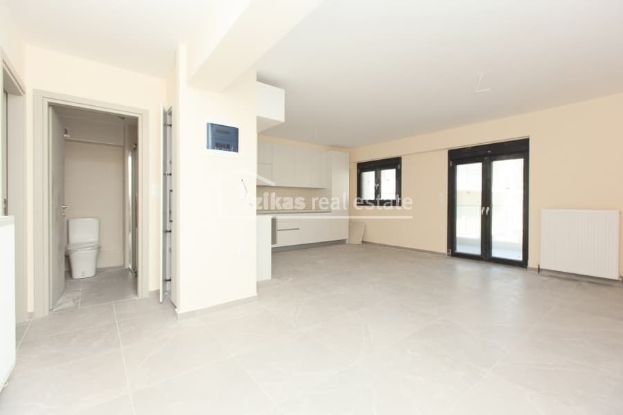 Apartment in Center, Kalamaria — Photo 1 of 25