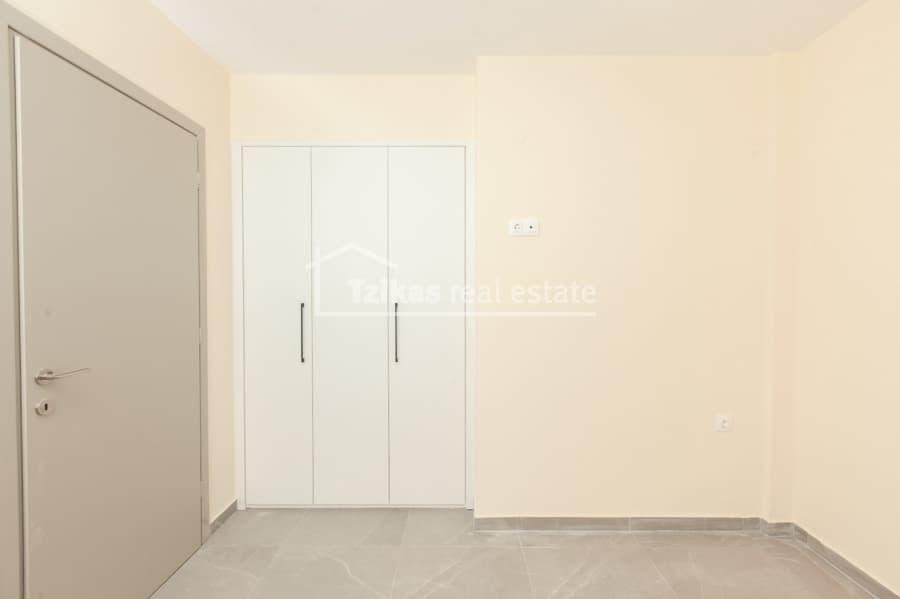 Apartment in Center, Kalamaria — Photo 23 of 25