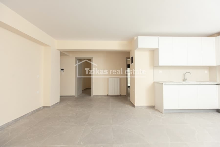 Apartment in Center, Kalamaria — Photo 11 of 25