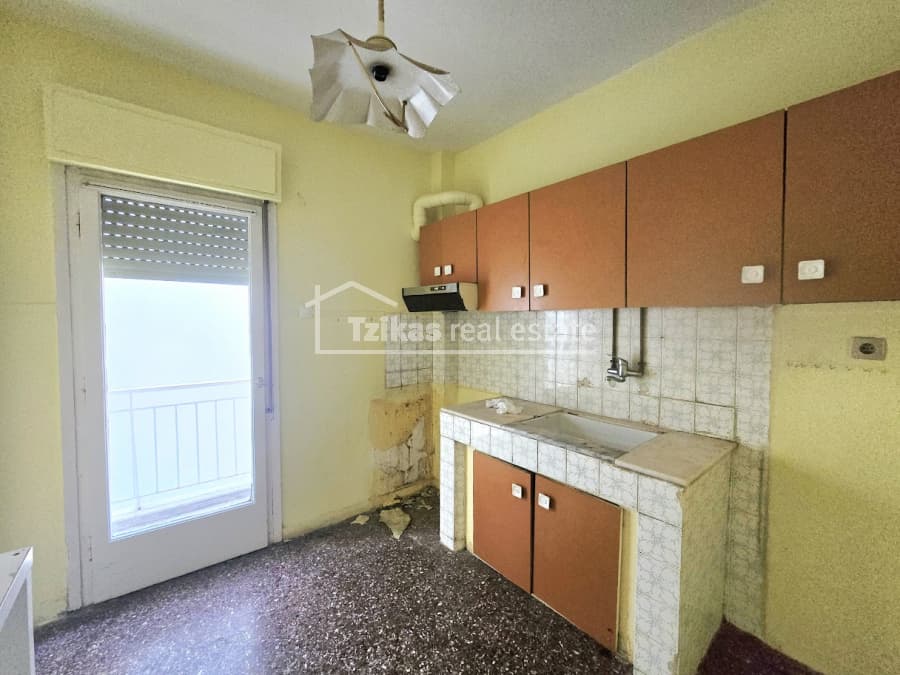 Apartment in Aretsou, Kalamaria — Photo 7 of 16