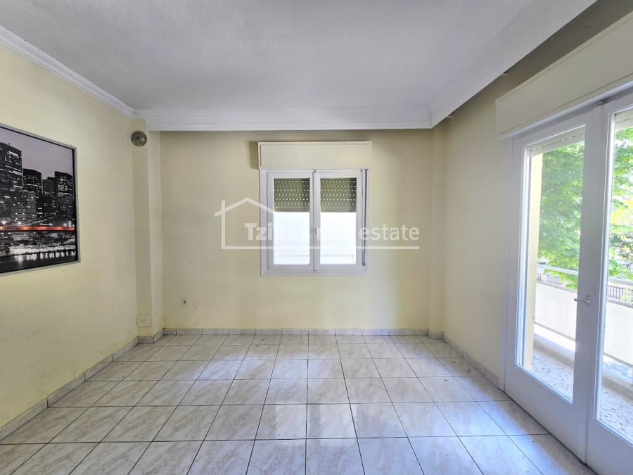 Apartment in Aretsou, Kalamaria — Photo 1 of 16