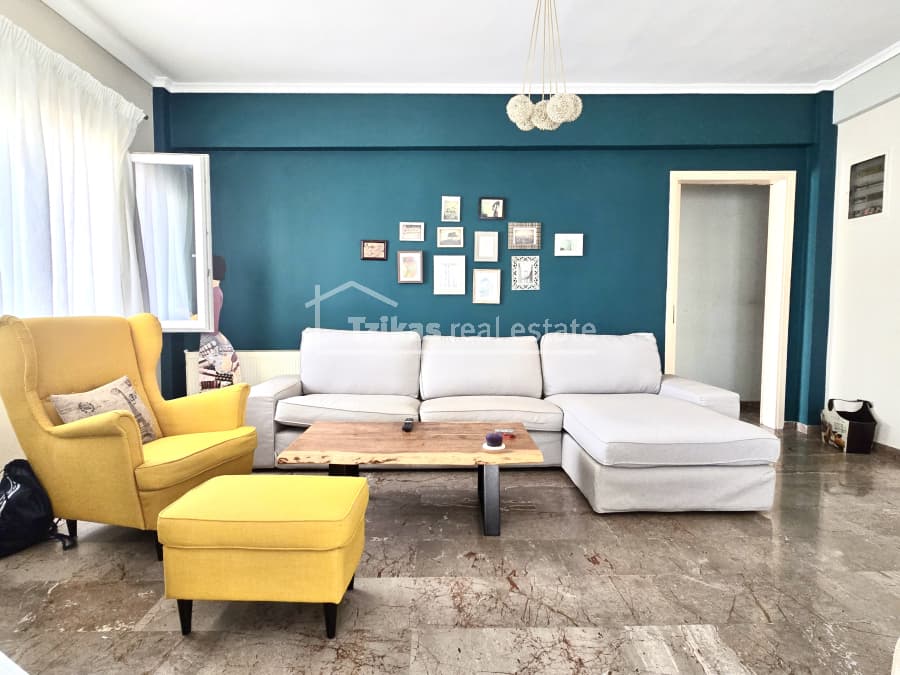 Apartment in Aretsou, Kalamaria — Photo 1 of 19