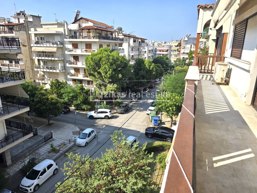 Διαμέρισμα στην Καραμπουρνακι, Καλαμαριά — Φωτογραφία 22 από 24